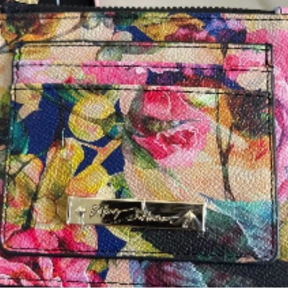 Betsey Johnson Cardholder Wallet and Black Hat with Yellow Pom Pom - Gift Boxed - Picture 3 of 8